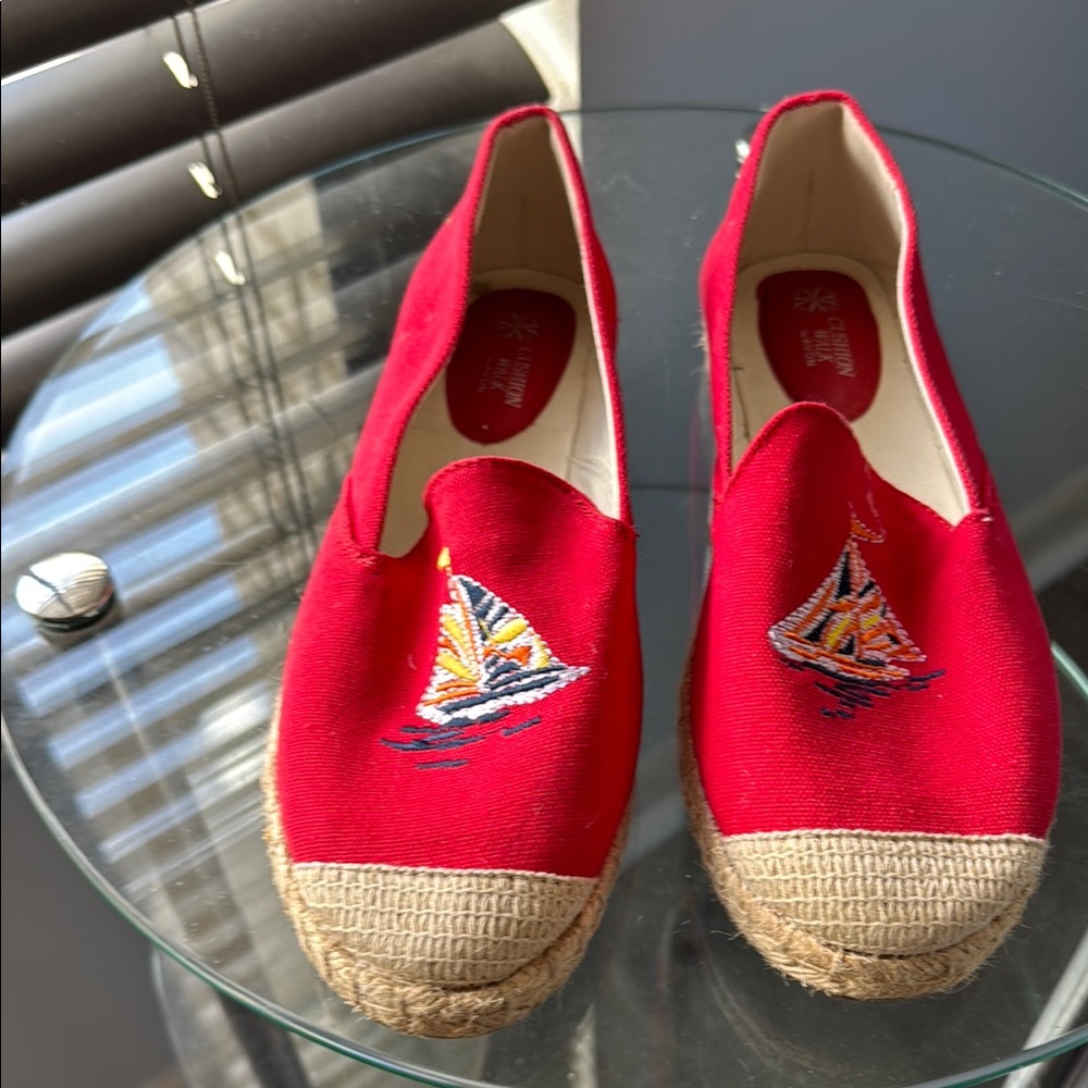 Avon Cushion Walk Vibrant Red Espadrilles with Embroidered Sailboat Design